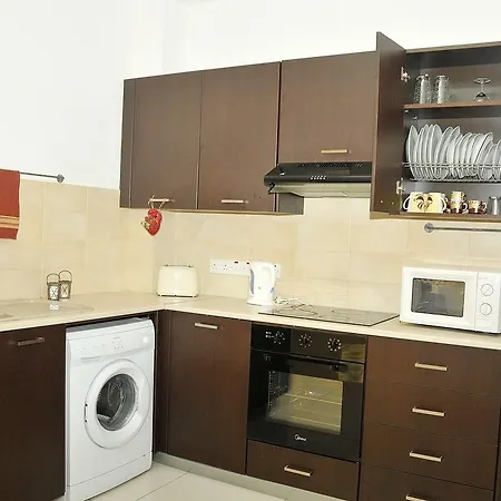 Georgia's Luxury Lägenhet Larnaca